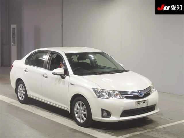 30917 Toyota Corolla axio NKE165 2014 г. (JU Aichi)